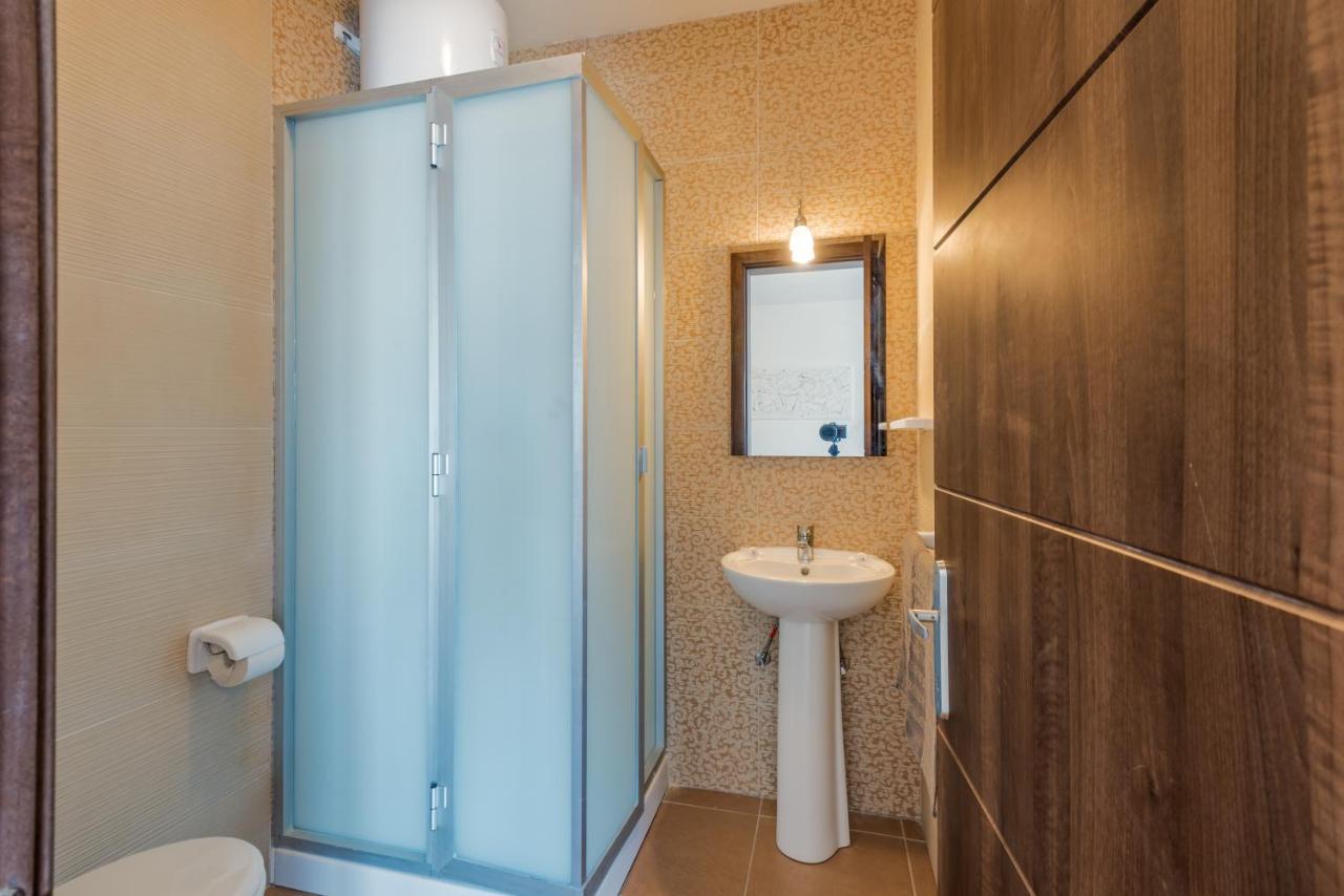 شقة Penthouse With Seaview Terrace خليج سانت بول المظهر الخارجي الصورة